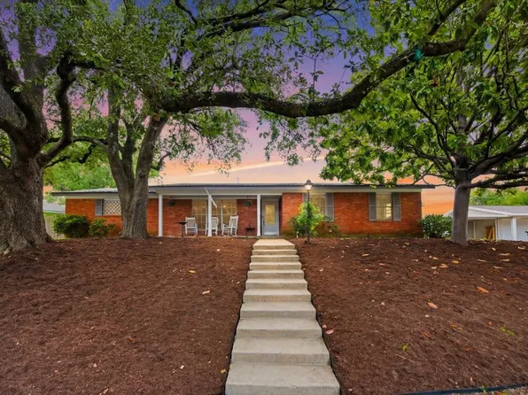 5713 Roberts Dr, Waco, TX 76710