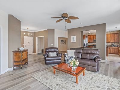670 Town Center Dr UNIT 207, Newport News, VA, 23606