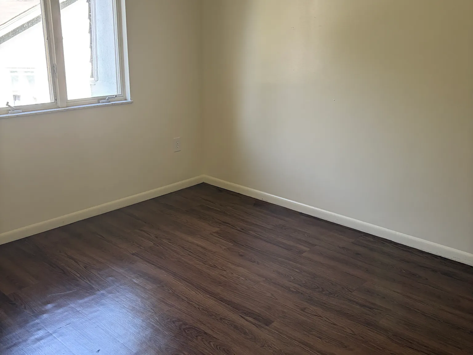 2 bed, $975 — Photo 4