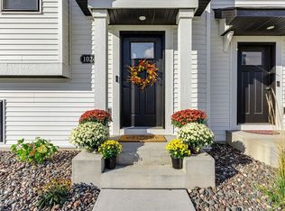 10244 Birchwood Cir, Victoria, MN 55318