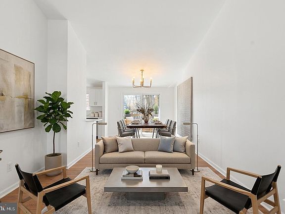 3rd image of 502 Brighton Pl