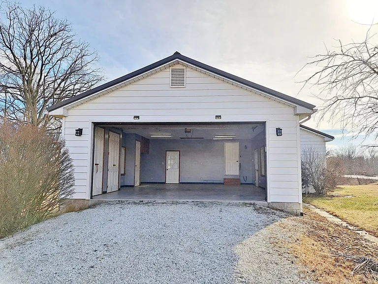 903 Old Carlisle Rd — Photo 38