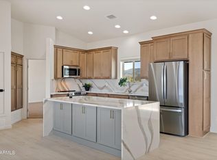 5027 S Whitewing Rd, Sierra Vista, AZ 85650