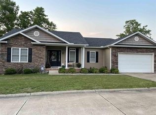 4 Rainer Dr, Ona, WV 25545