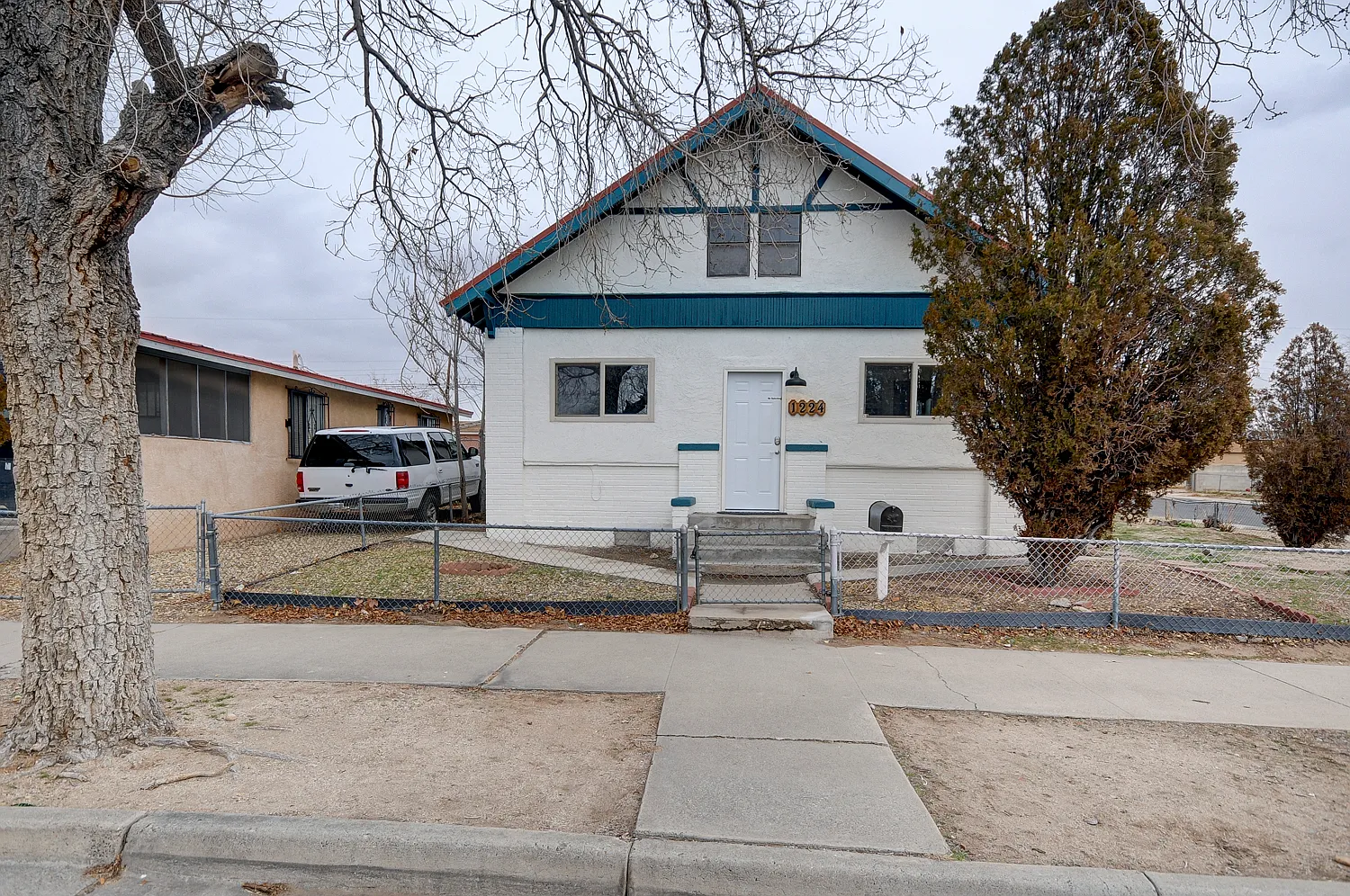 2 bed, $2,400 — Photo 3