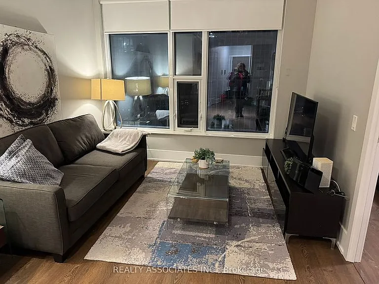 10 York St #2907 — Photo 49