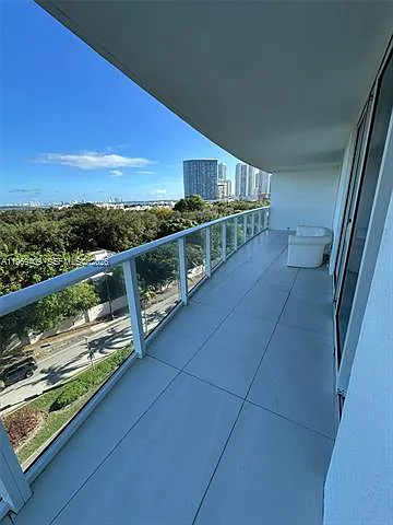 4250 Biscayne Blvd #702 — Photo 7