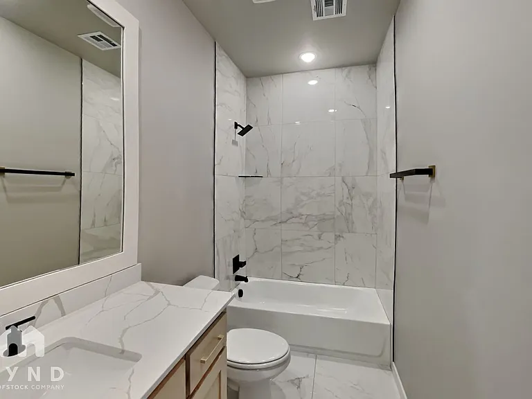 2517 NW 131st St — Photo 16