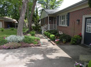 2859 Holiday Point Dr, Suffolk, VA 23435