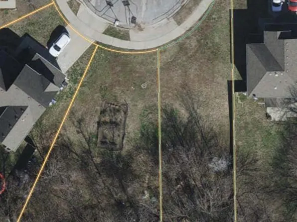 907 Anna Tappan Way, Lawrence, KS 66044