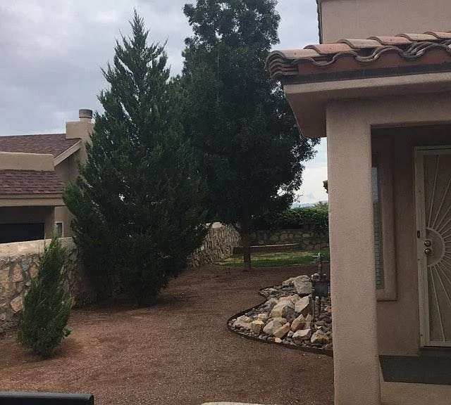 2375 Saturn Cir — Photo 24