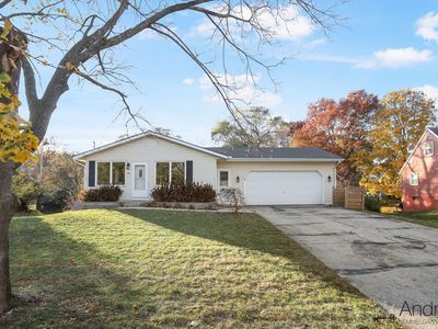866 Woodside Dr, Holland, MI, 49424