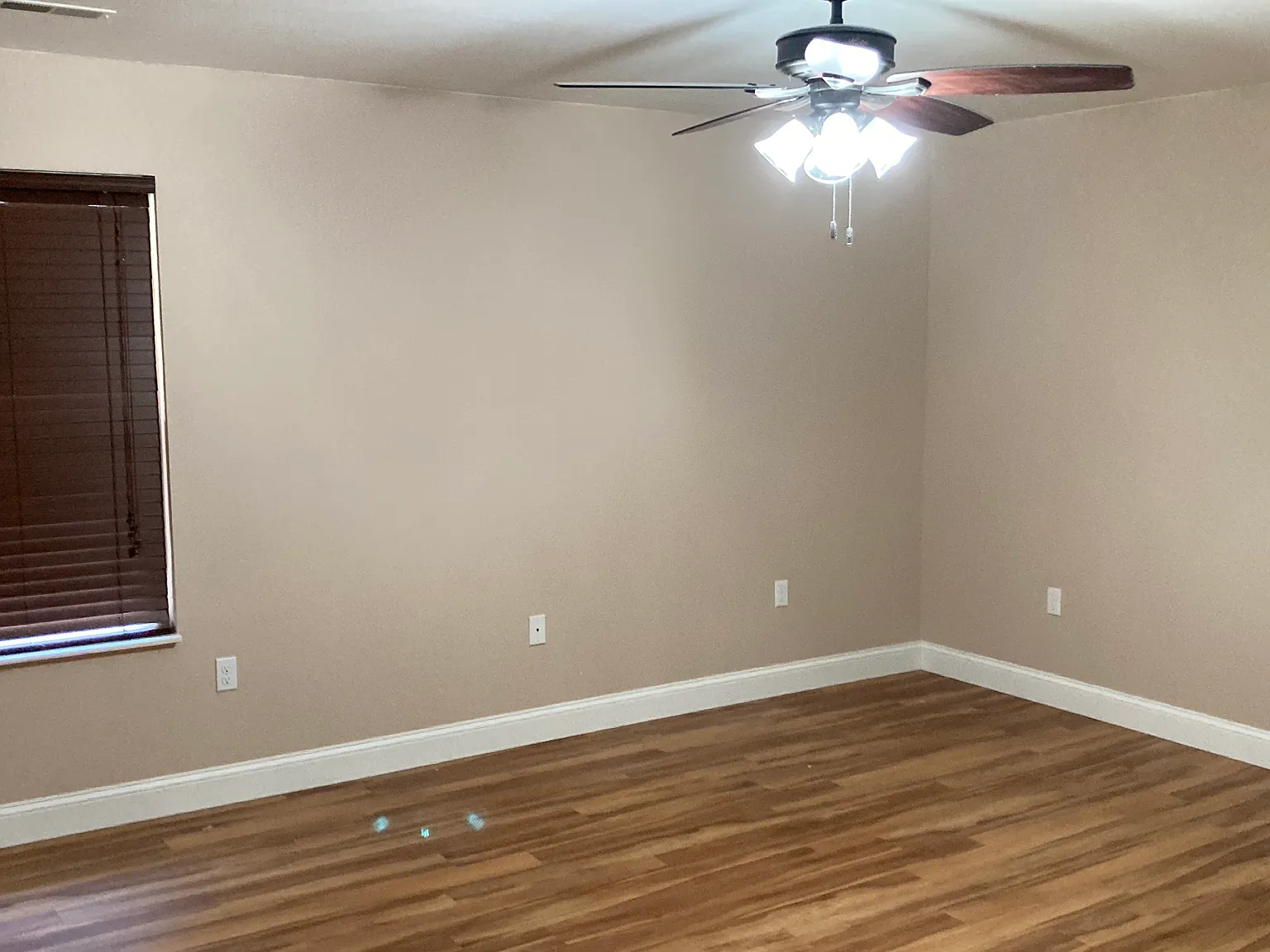 3 bed, 1600 sqft, $2,350 — Photo 3