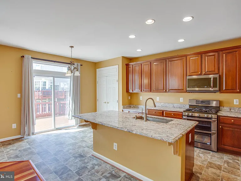 13381 Sir Ramsay Way — Photo 14