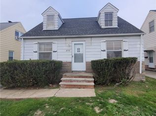 20717 Franklin Rd, Maple Heights, OH 44137