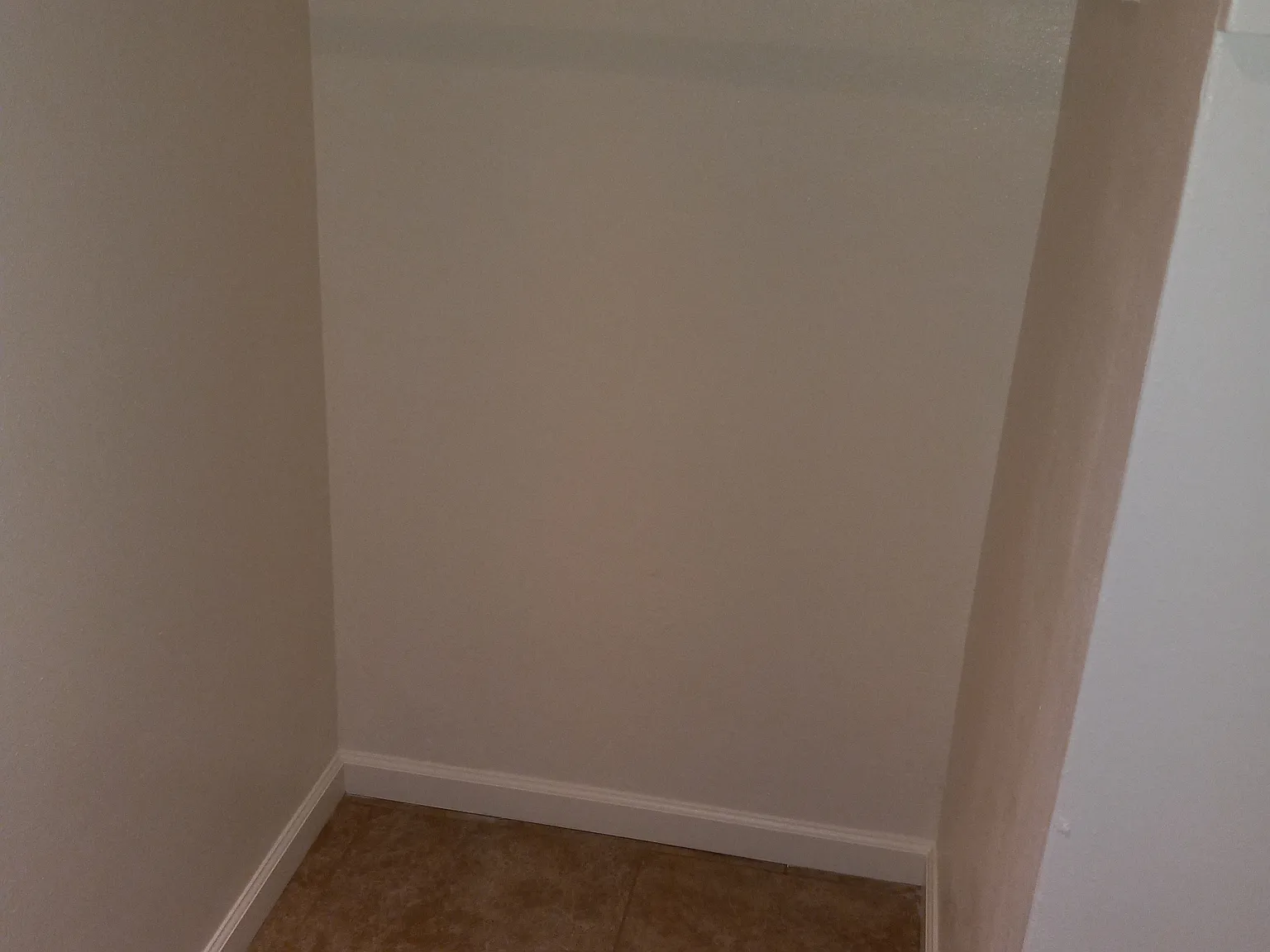 1 bed, 1.5 bath, 770 sqft, $1,725 — Photo 3