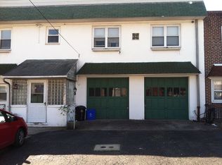 7921 Cottage St, Philadelphia, PA 19136