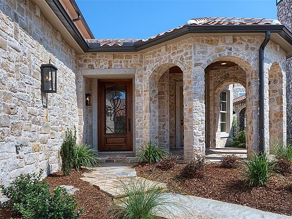 2nd image of 6712 Istina Dr