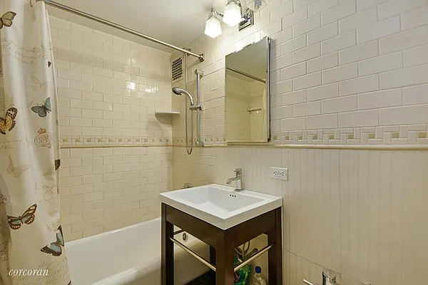 Sold by Corcoran | media 4