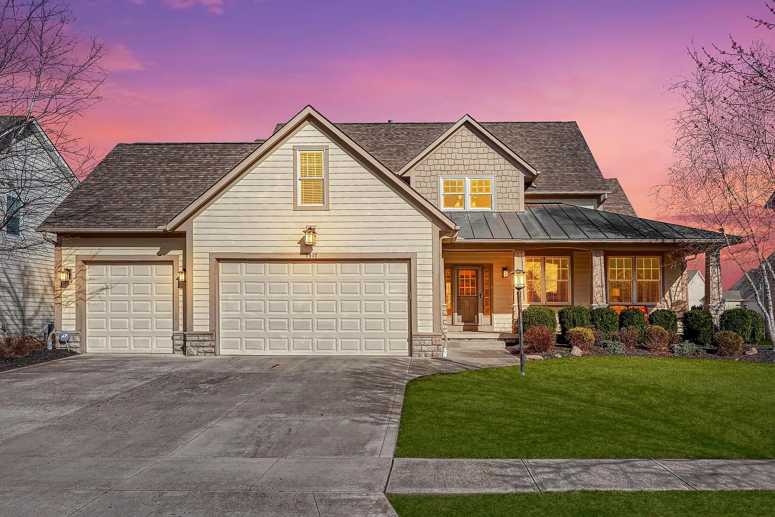 1317 Forsyth Ln photo 1