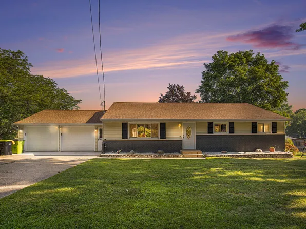 808 W South St, Greenville, MI 48838
