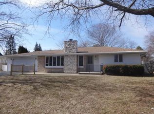 423 Pine St, Pulaski, WI 54162