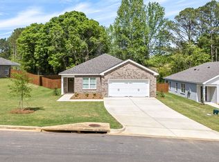 1147 Douglas St, Opelika, AL 36801