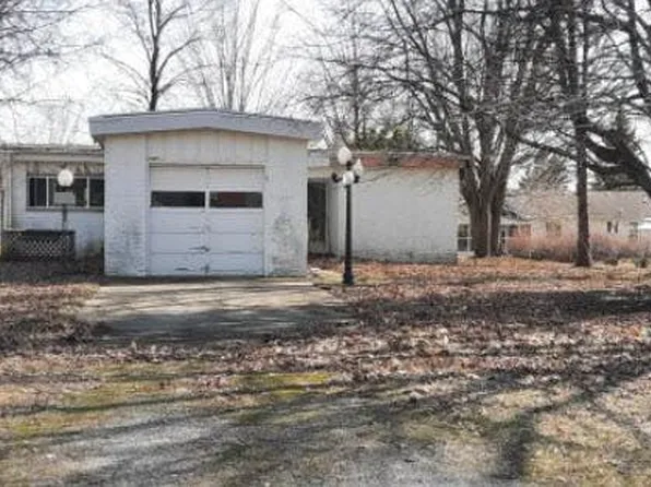 160 Parker Ave, Alpena, MI 49707