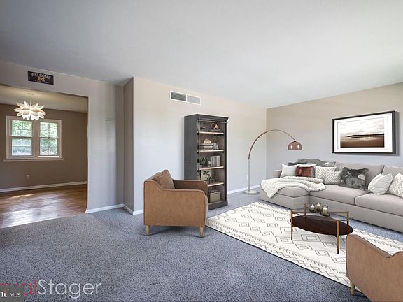 5th image of 2800 Herbert Dr