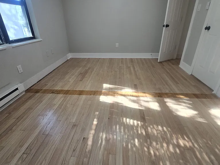 110 Maltby St #2F-8 — Photo 4