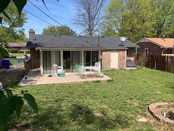 3rd image of 3653 King Arthur Dr