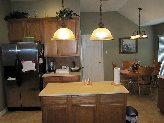 5th image of 1305 Ocean Manor Ln