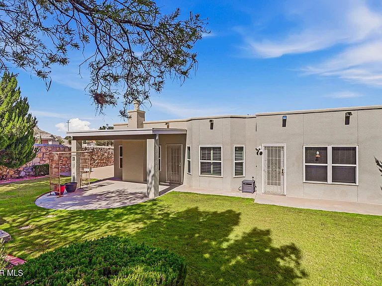6141 Loma De Cristo Dr — Photo 40