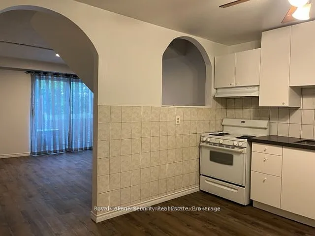 1746A Eglinton Ave W #2
