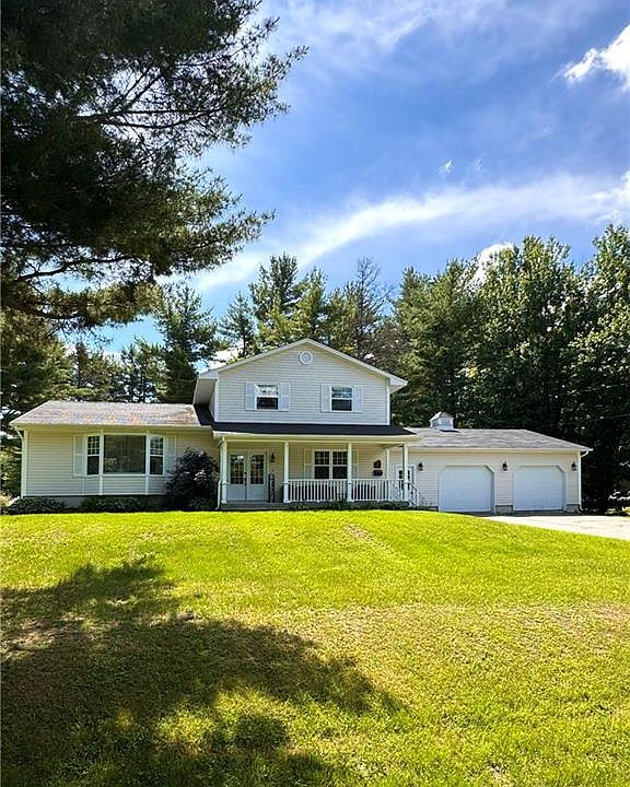 1st image of 10 Wilson Dr