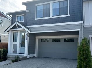 9869 135th Ave NE #5, Kirkland, WA 98033