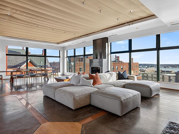 5th image of 547 Congress Street #6