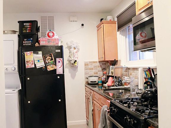 2nd image of 2342 N Park Ave APT 2
