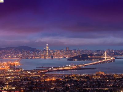 9 Clipper Hl, Oakland, CA, 94618