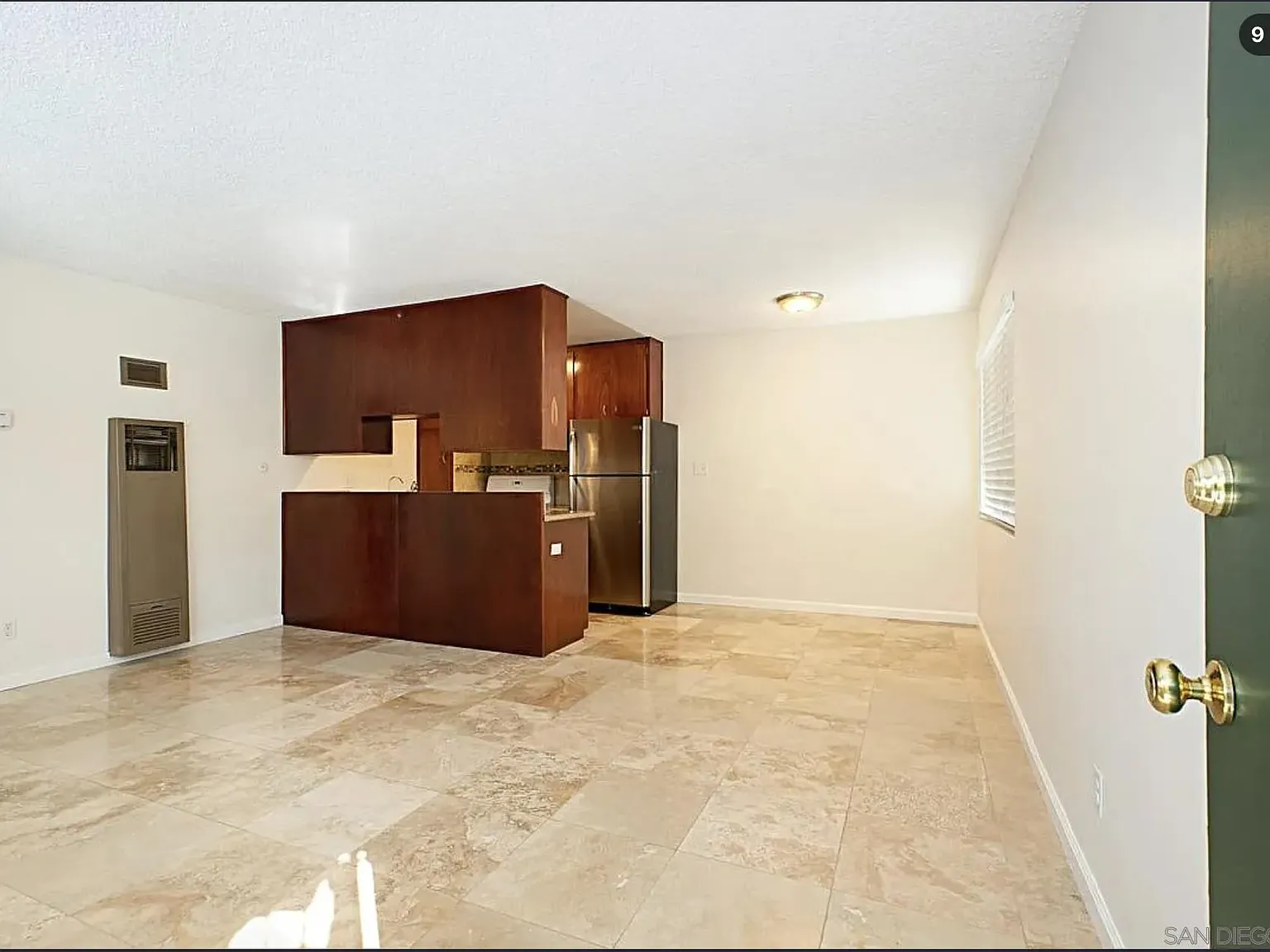 1 bed, 1.0 bath, 640 sqft, $2,545 — Photo 2