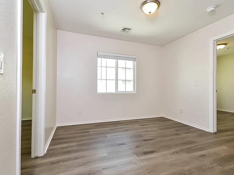 7557 Cultural Ct — Photo 13