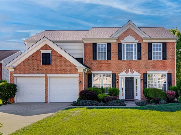 1468 Cantwell Ct, High Point, NC 27265