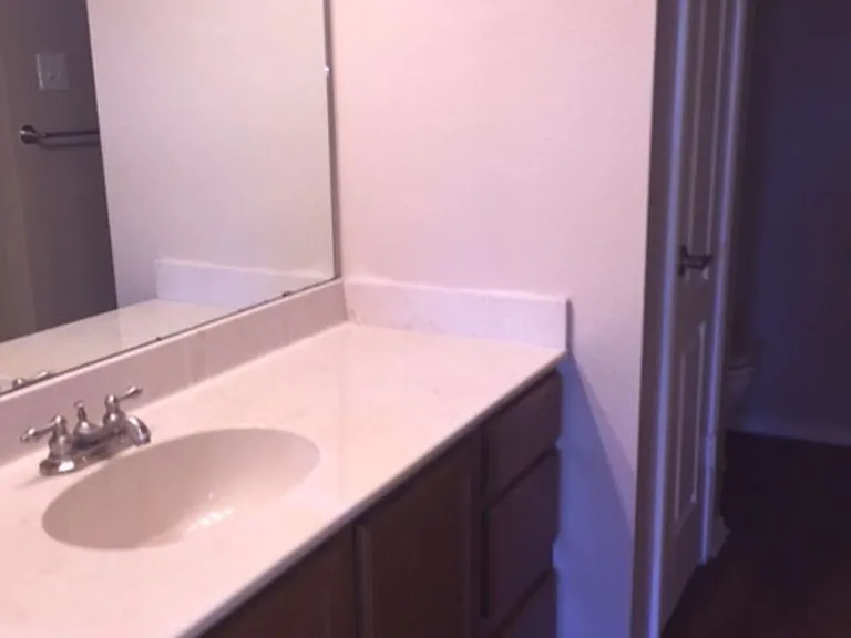Country View Apartments — Photo 38