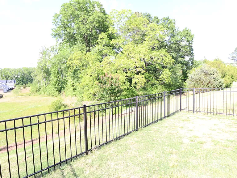 755 Amarra Dr — Photo 21