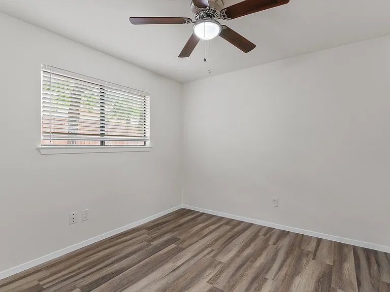 11411 Walnut Ridge Dr — Photo 29