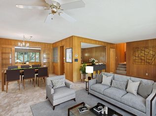 1526 Lone Oak Rd, Eagan, MN 55121