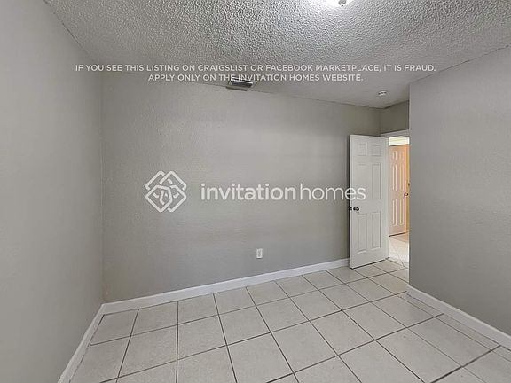 5th image of 18461 NE 21st Ave