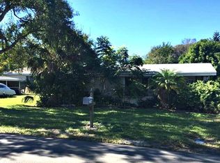 2506 10th St W, Bradenton, FL 34205