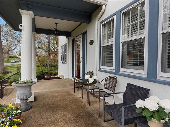 3rd image of 729 Betula Ave