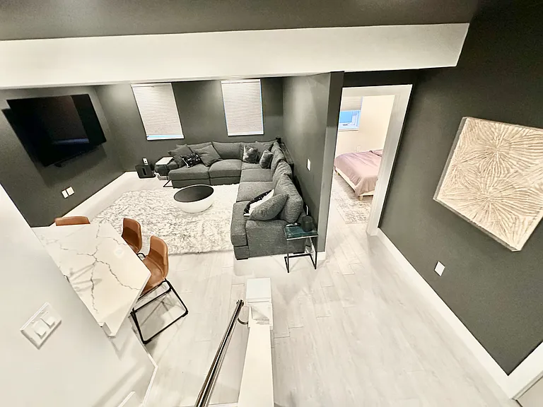 326 S Jasmine St — Photo 25